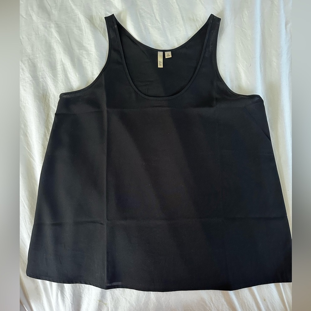 Frenchi size medium flowy tank